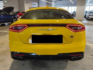 Kia Stinger 2.0a 2wd Sunroof