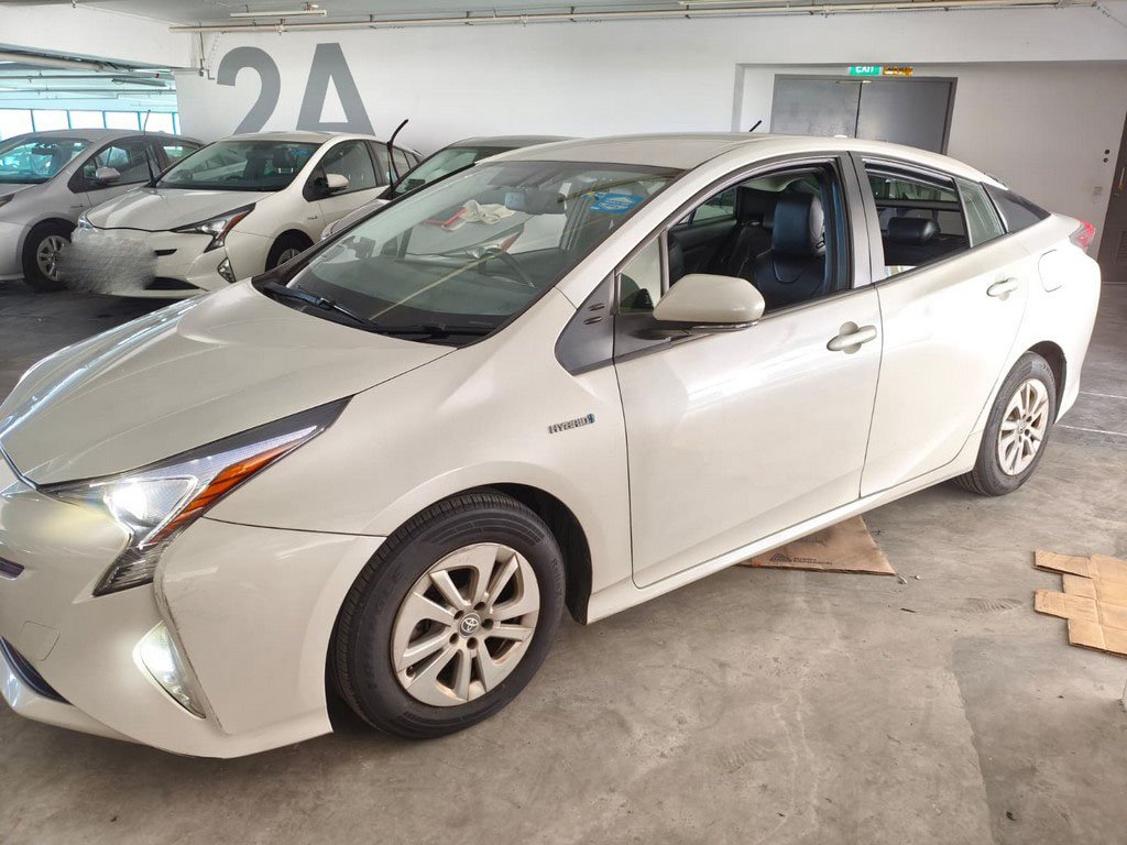 Toyota Prius 1.8 Cvt (Hybrid)