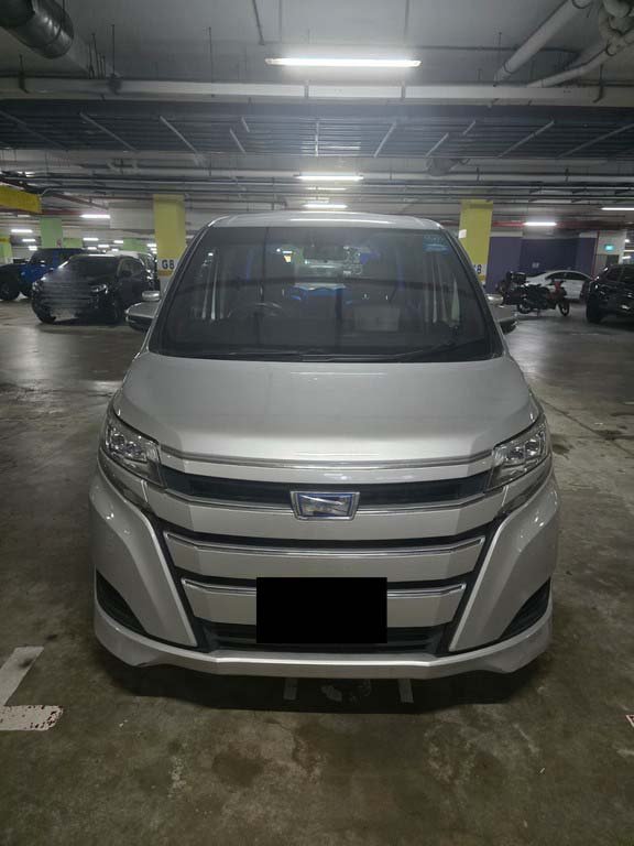 Toyota Noah 1.8X Hybrid Cvt (Hybrid)