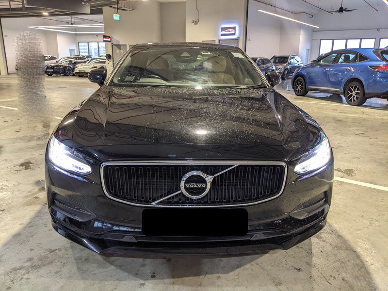 Volvo S90 T5 Momentum
