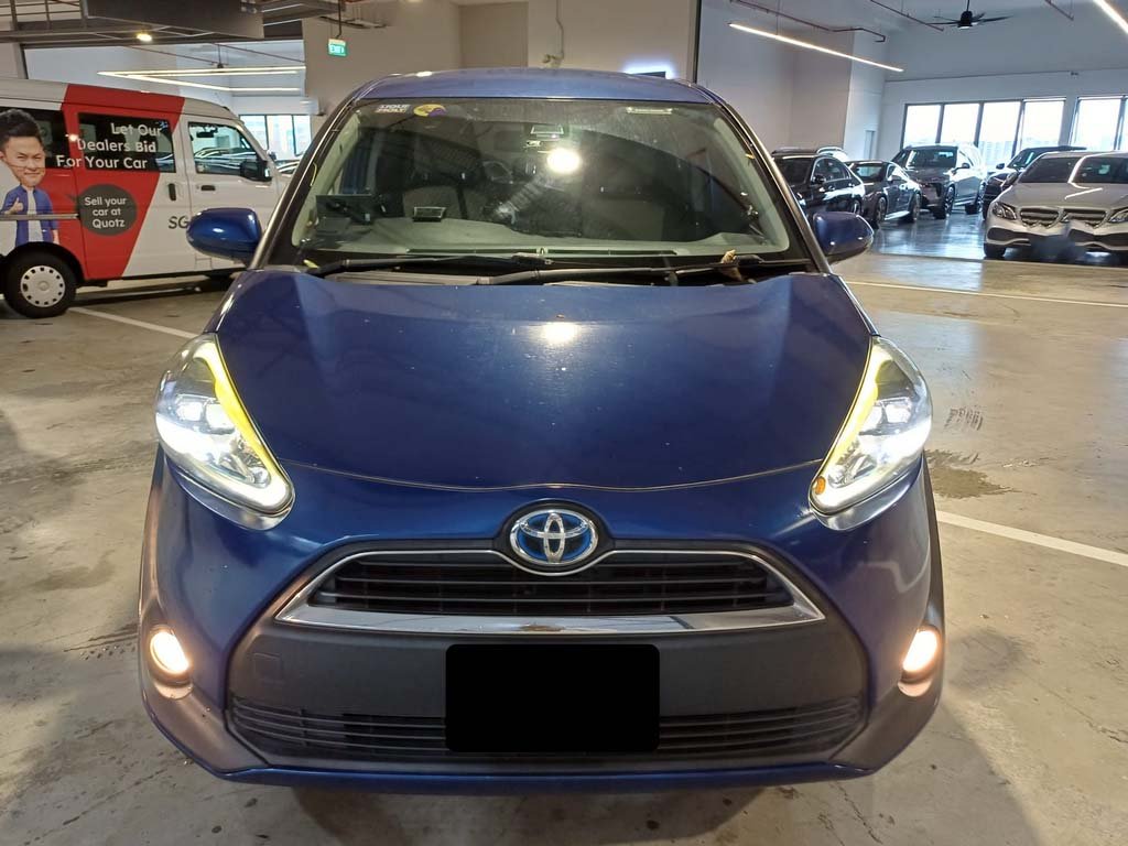 Toyota Sienta Hybrid 1.5x A (Hybrid)