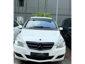 Mercedes Benz B 160 (COE Till 12/2031)