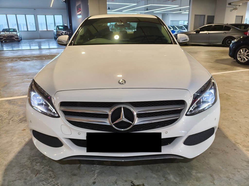 Mercedes Benz C180 Avantgarde (r17 Led)