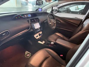 Toyota Prius 1.8 Cvt (Hybrid)