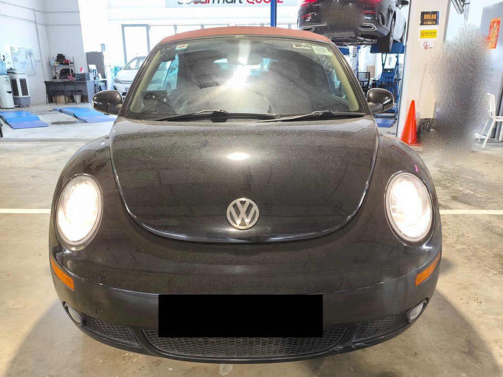 Volkswagen Beetle 2.0 A (COE Till 03/2029)