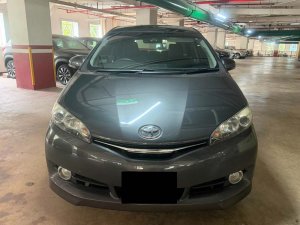 Toyota Wish 1.8 Cvt