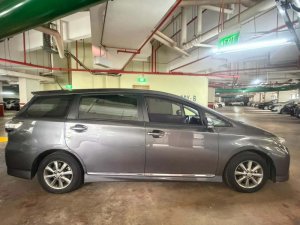 Toyota Wish 1.8 Cvt