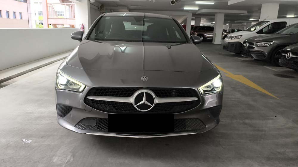 Mercedes Benz CLA200 Progressive (R18 Led)
