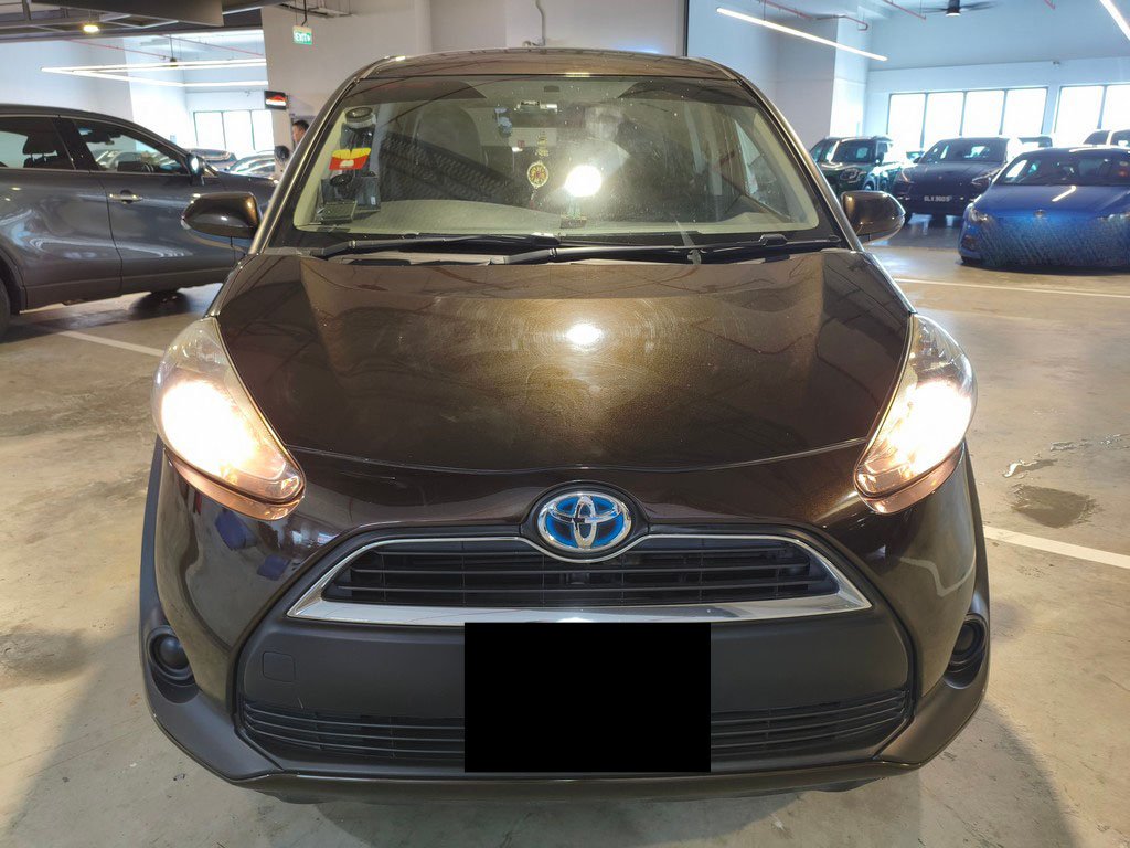 Toyota Sienta 1.5x Cvt (Hybrid)