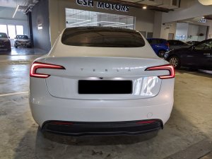 Tesla Model 3 Rwd (Electric Vehicle)