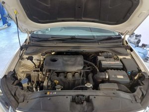 Hyundai Elantra Ad 1.6 Gls At (Revised OPC)