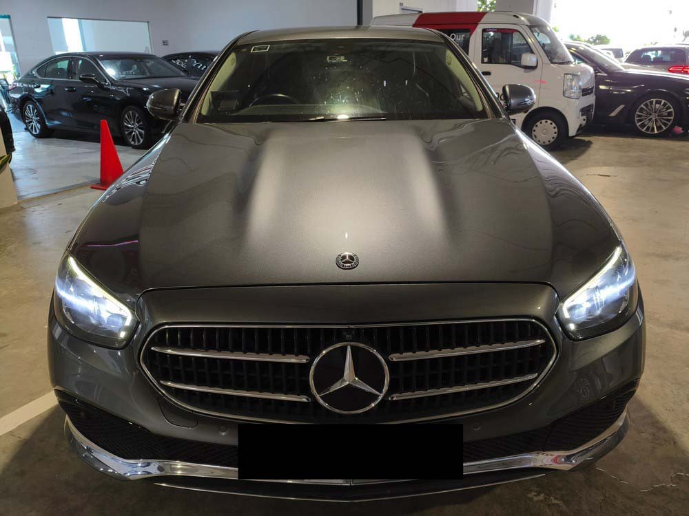 Mercedes Benz E200 Sedan AVG