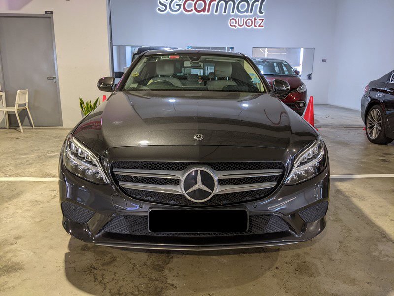 Mercedes Benz C180 Sedan Avg (r17 Led)
