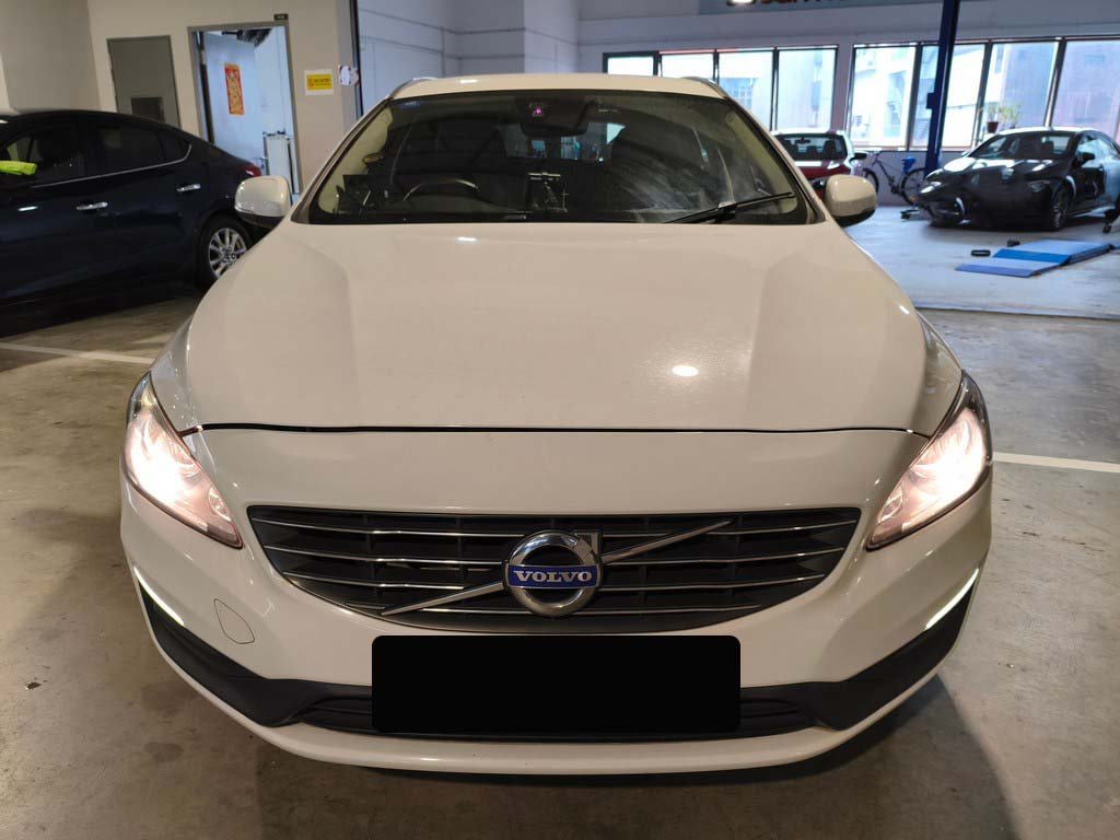Volvo V60 T2 (a)
