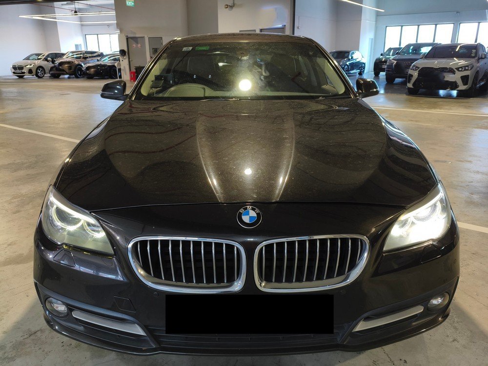 BMW 520I AT 2WD 4DR Hid Nav