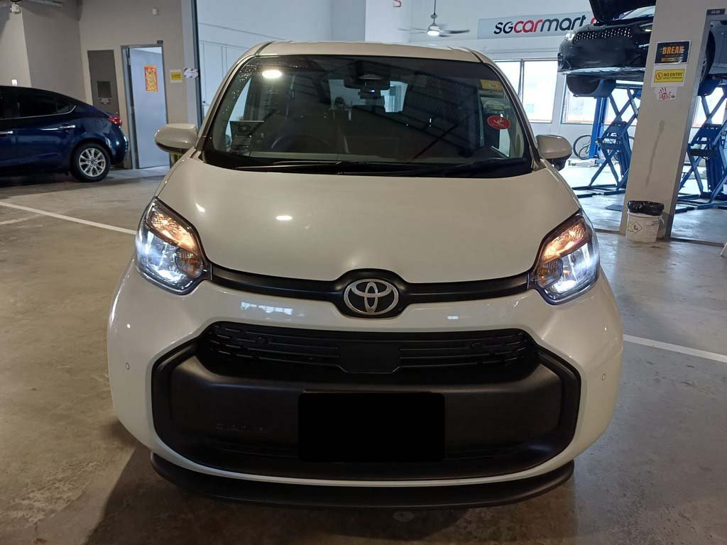 Toyota Sienta Hybrid 7 Seater 1.5g Cvt (Hybrid)