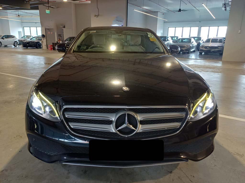 Mercedes Benz E200 Avg (r18 Led)