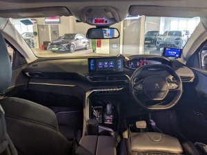 Peugeot 3008 1.2 Eat8 Allure Premium