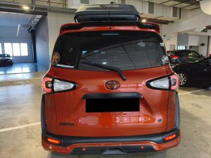 Toyota Sienta Standard (Auto)