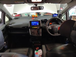 Toyota Wish 1.8 Cvt