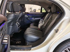 Mercedes Benz S320l (r19 Led)