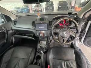 Kia Cerato Forte Koup 1.6 At Sx  Abs D/ab Sr (COE Till 07/2030)