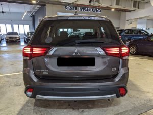 Mitsubishi Outlander 2.4 Cvt 4wd