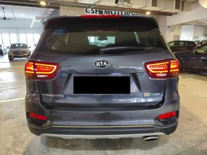 Kia Sorento 2.2(8at) Crdi 2wd S/r