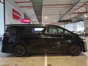 Toyota Vellfire 2.5Z Edition Cvt 2wd 5dr