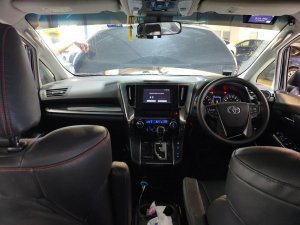 Toyota Vellfire 2.5Z Edition Cvt 2wd 5dr