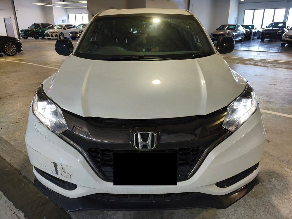 Honda Vezel 1.5RS Hybrid A (Hybrid)