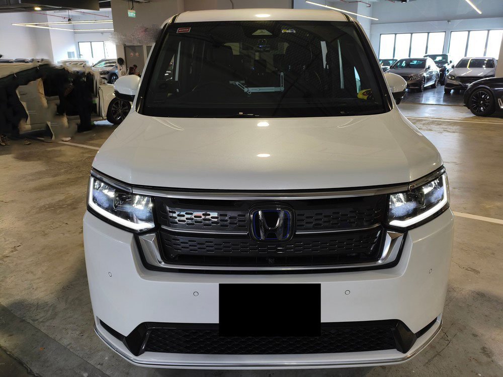 Honda Stepwagon Spada E:Hev Premium Line (Hybrid)