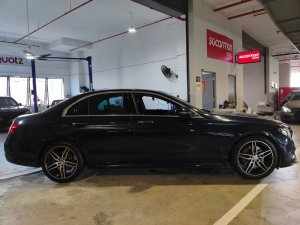 Mercedes Benz E250 Amg Line (R19 Led)