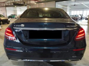 Mercedes Benz E250 Amg Line (R19 Led)