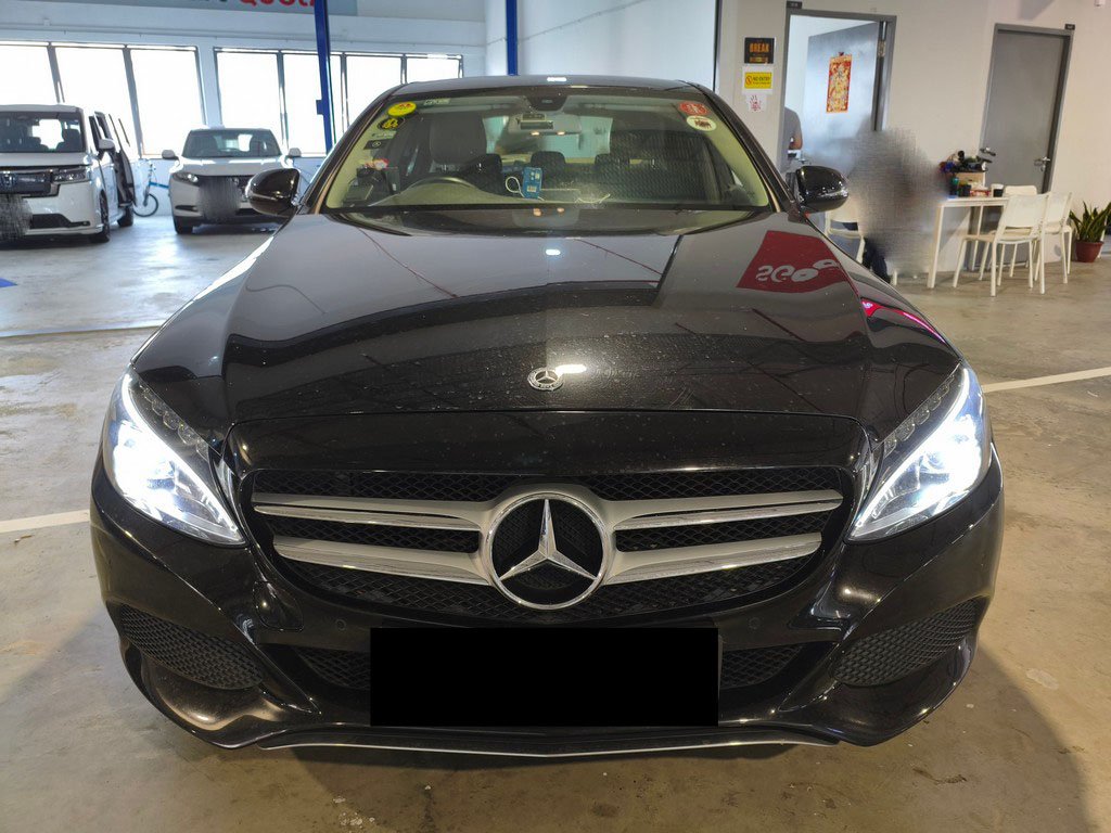 Mercedes Benz C180 Avantgarde (r17 Led)