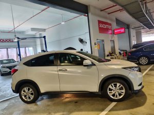 Honda Vezel 1.5x Cvt