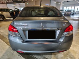 Mitsubishi Attrage 1.2 Cvt