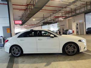 Mercedes Benz A180 Saloon Amg Line