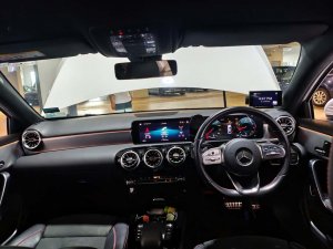 Mercedes Benz A180 Saloon Amg Line