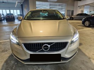 Volvo V40 T2 (a)