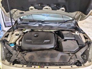 Volvo V40 T2 (a)