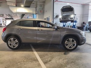 Mercedes Benz Gla180 (r18 Bi)