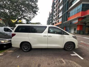 Toyota Alphard Auto (COE Till 10/2030)