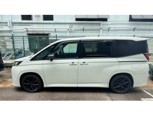 Toyota Noah Hybrid 1.8X Cvt (Hybrid)