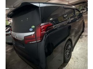 Toyota Alphard 2.5x Cvt