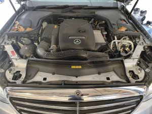 Mercedes Benz E250 Exclusive (r18 Led)