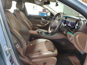 Mercedes Benz E250 Exclusive (r18 Led)
