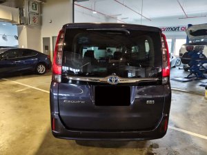 Toyota Esquire Hybrid 7 Seater 1.8gi Cvt (Hybrid)