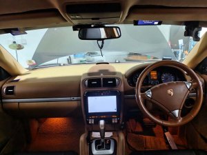 Porsche Cayenne Tiptronic (COE Till 11/2027)