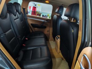 Porsche Cayenne Tiptronic (COE Till 11/2027)